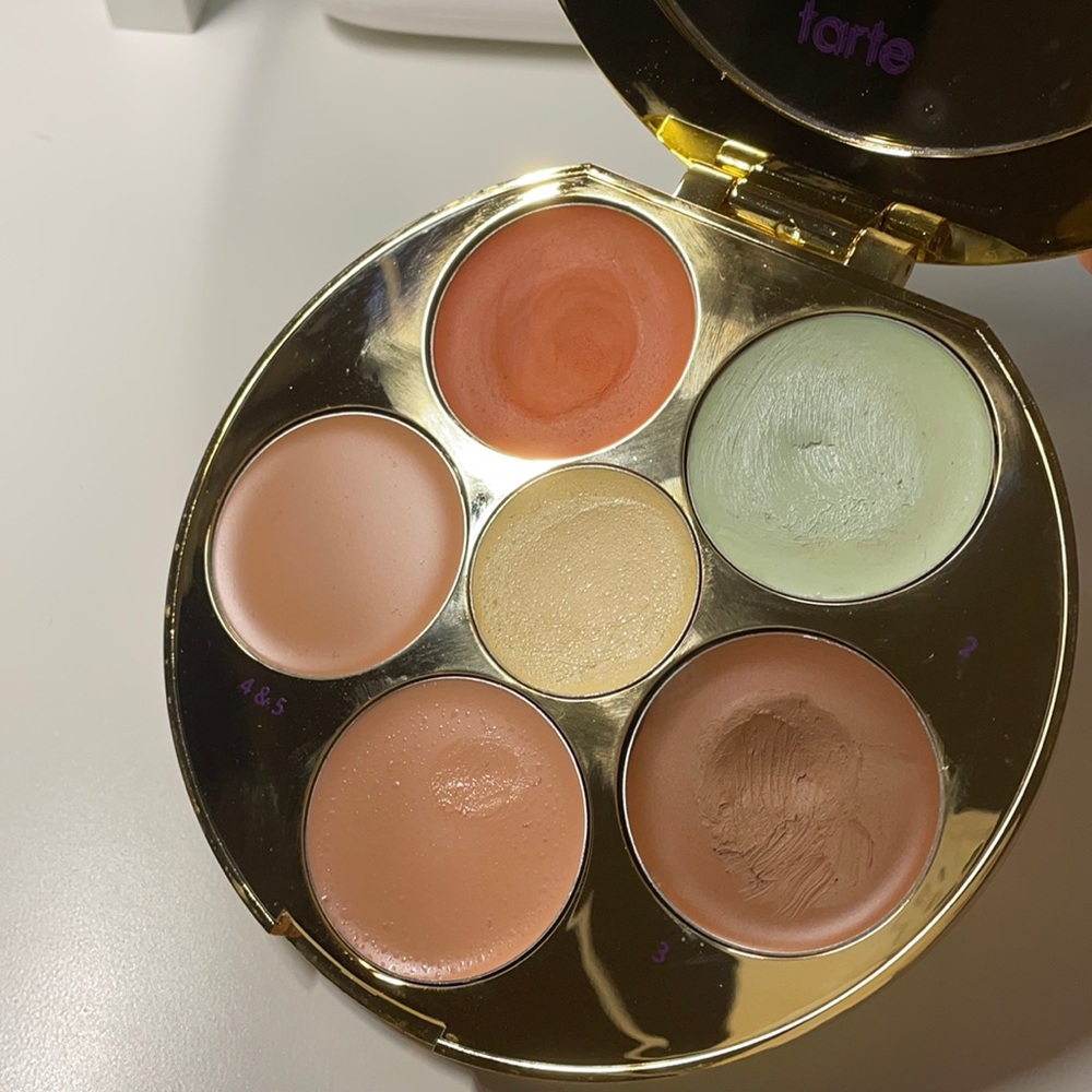 Tarte Wipeout color correcting palette